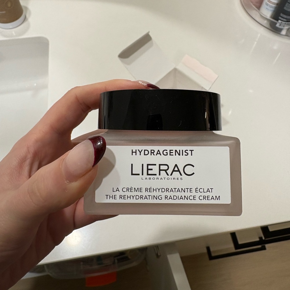 Hydragenist Rehydrating Radiance Cream